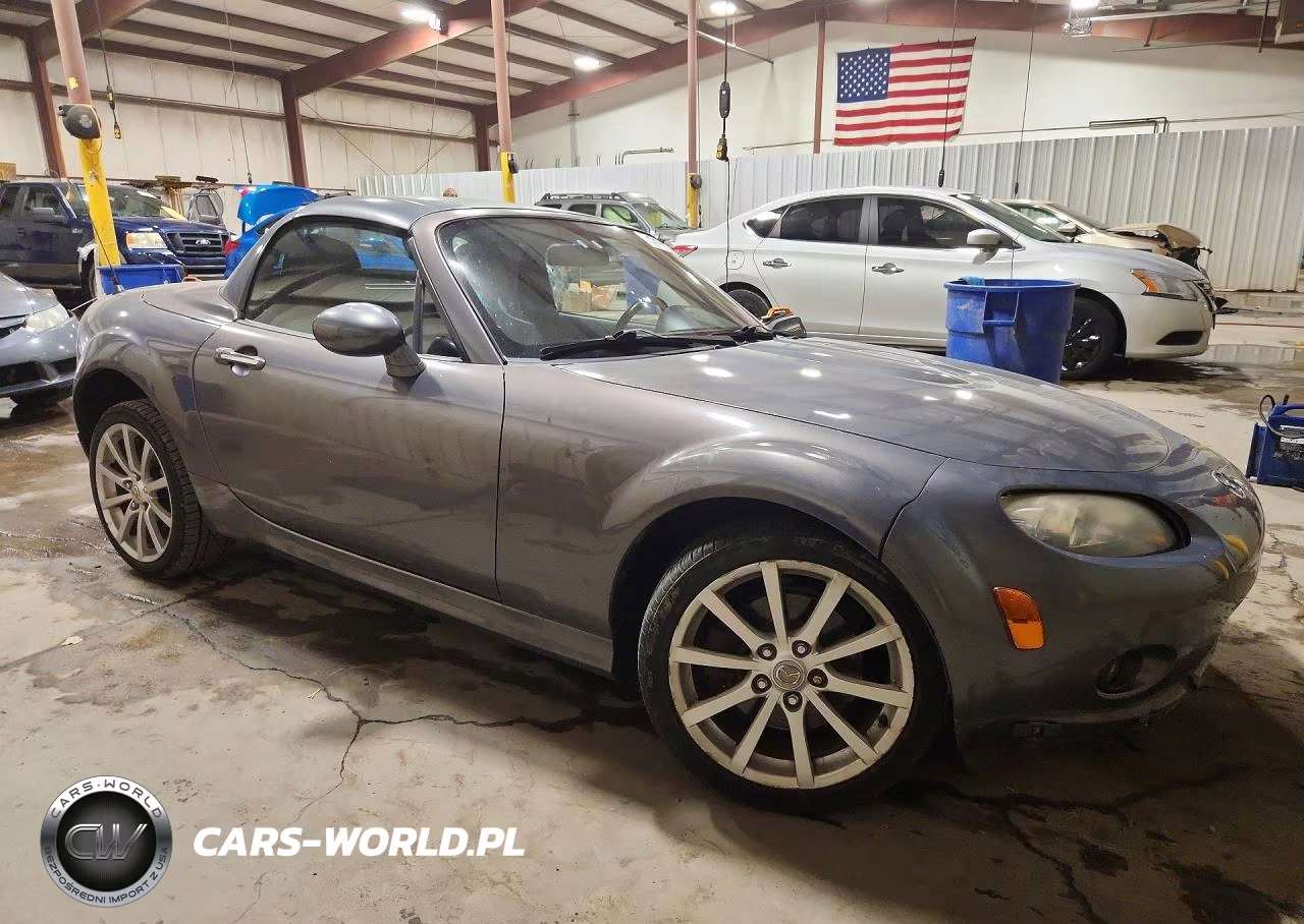 2007 Mazda Mx-5 Miata VIN:JM1NC26F370135570 - 4