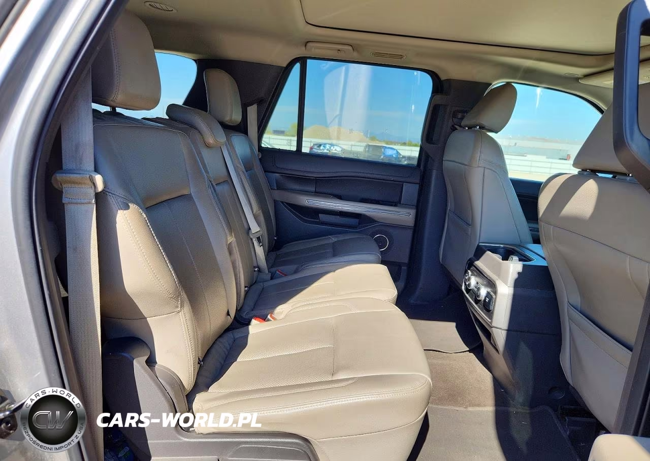 2021 Ford Expedition Max Xlt VIN:1FMJK1JT9MEA37727 - 11