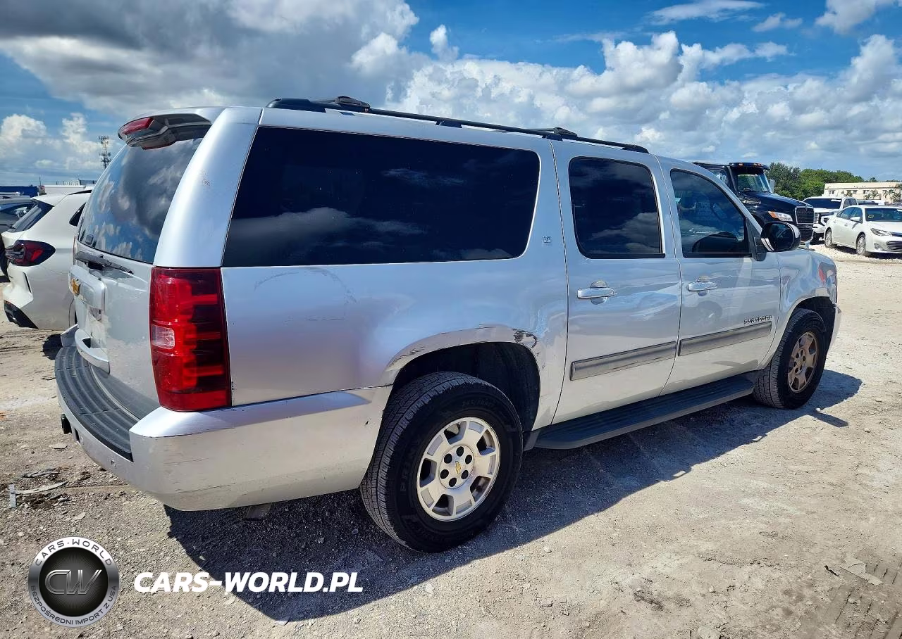 2014 Chevrolet Suburban C1500 Lt VIN:1GNSCJE05ER229959 - 3