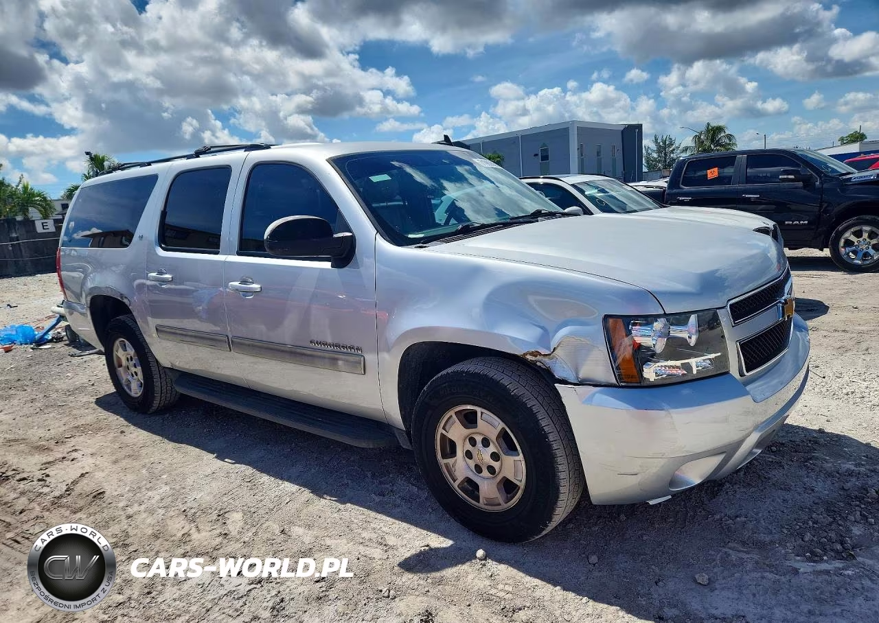2014 Chevrolet Suburban C1500 Lt VIN:1GNSCJE05ER229959 - 4