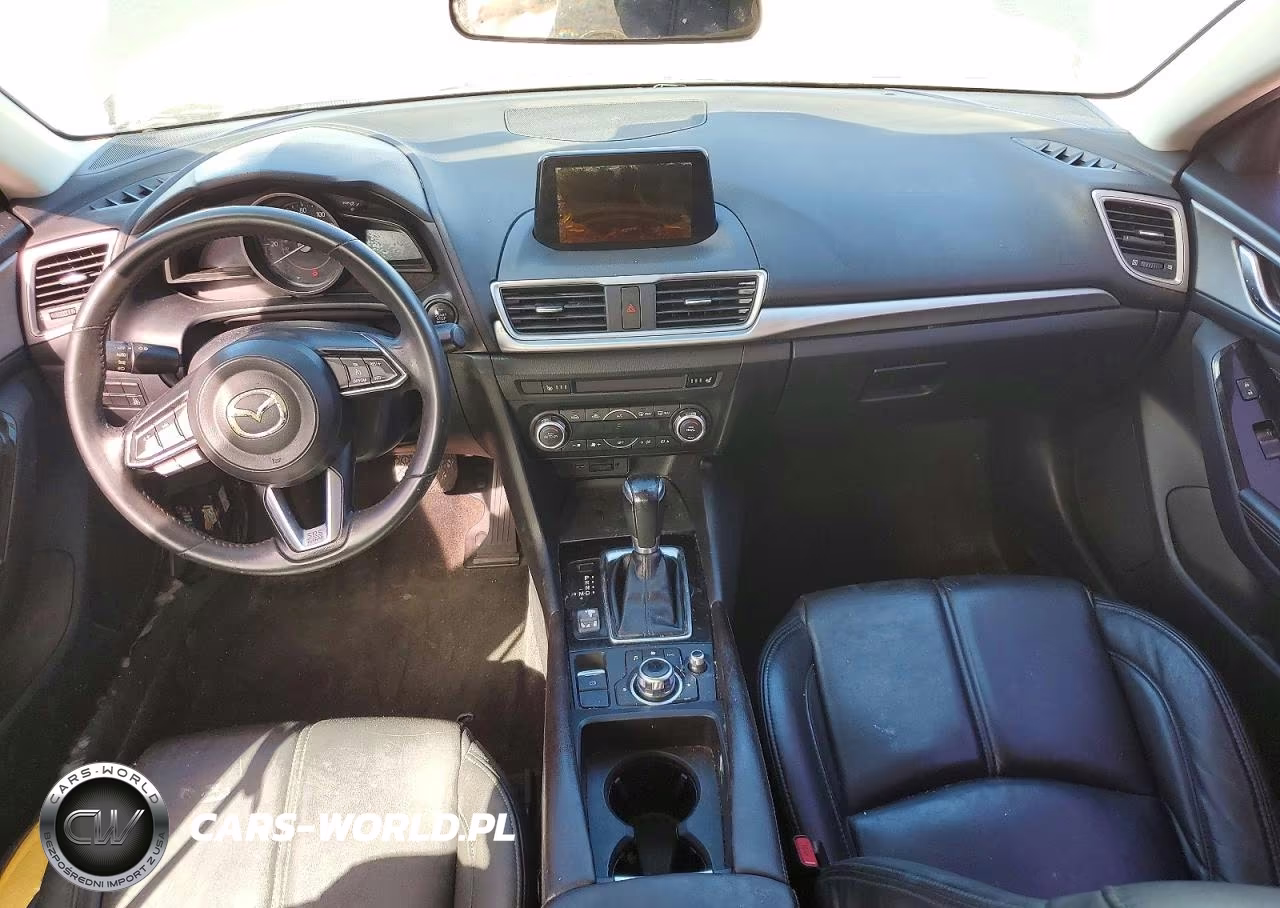 2018 Mazda 3 Touring VIN:3MZBN1V35JM185080 - 8