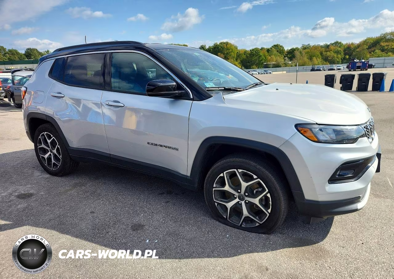 2025 Jeep Compass Limited VIN:3C4NJDCN5ST524378 - 4