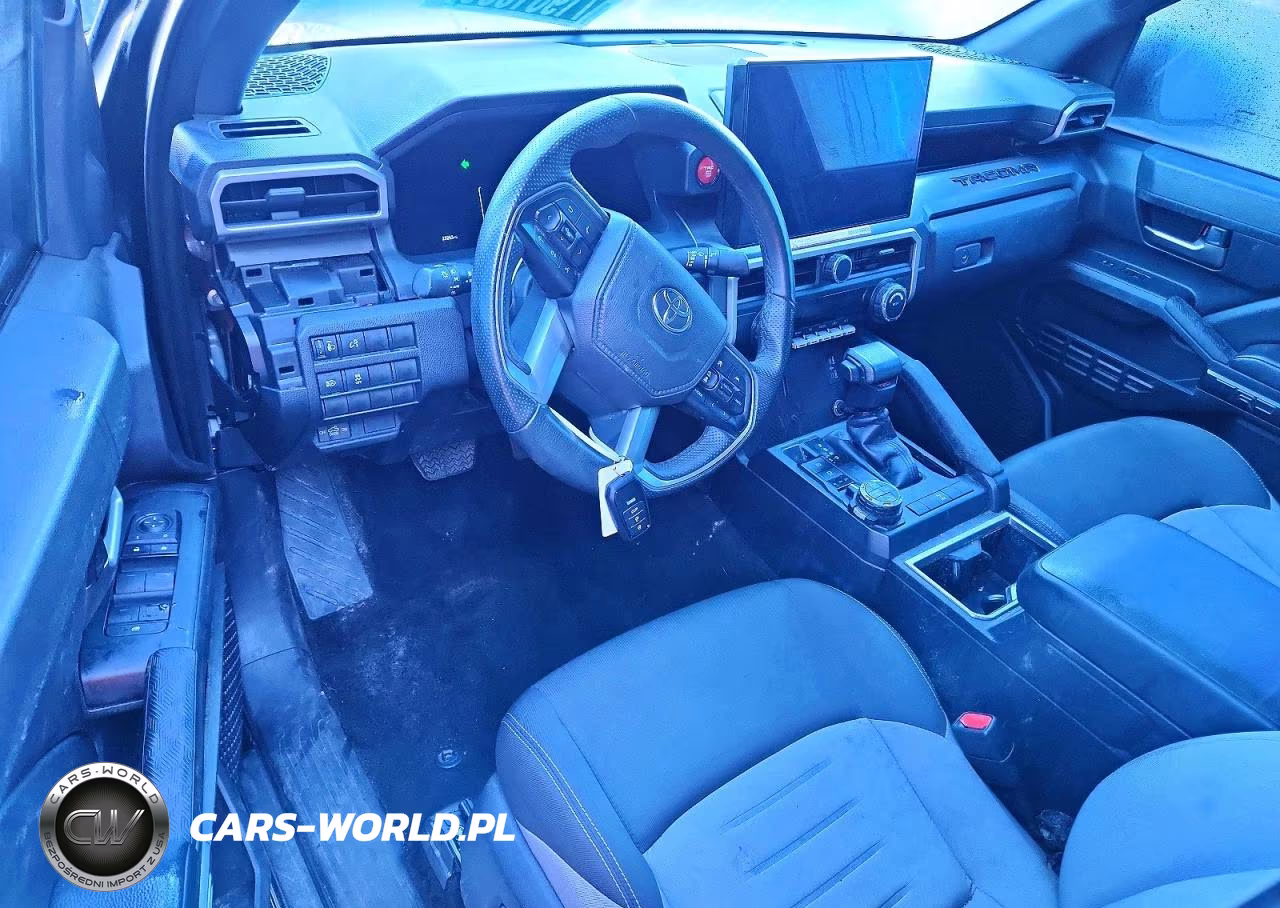 2025 Toyota Tacoma Trd Off-Road VIN:3TYLB5JN2ST067105 - 8