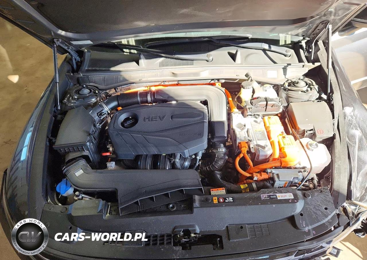 2026 Hyundai Sonata Hybrid Blue VIN:KMHL24JJ9TA166405 - 11