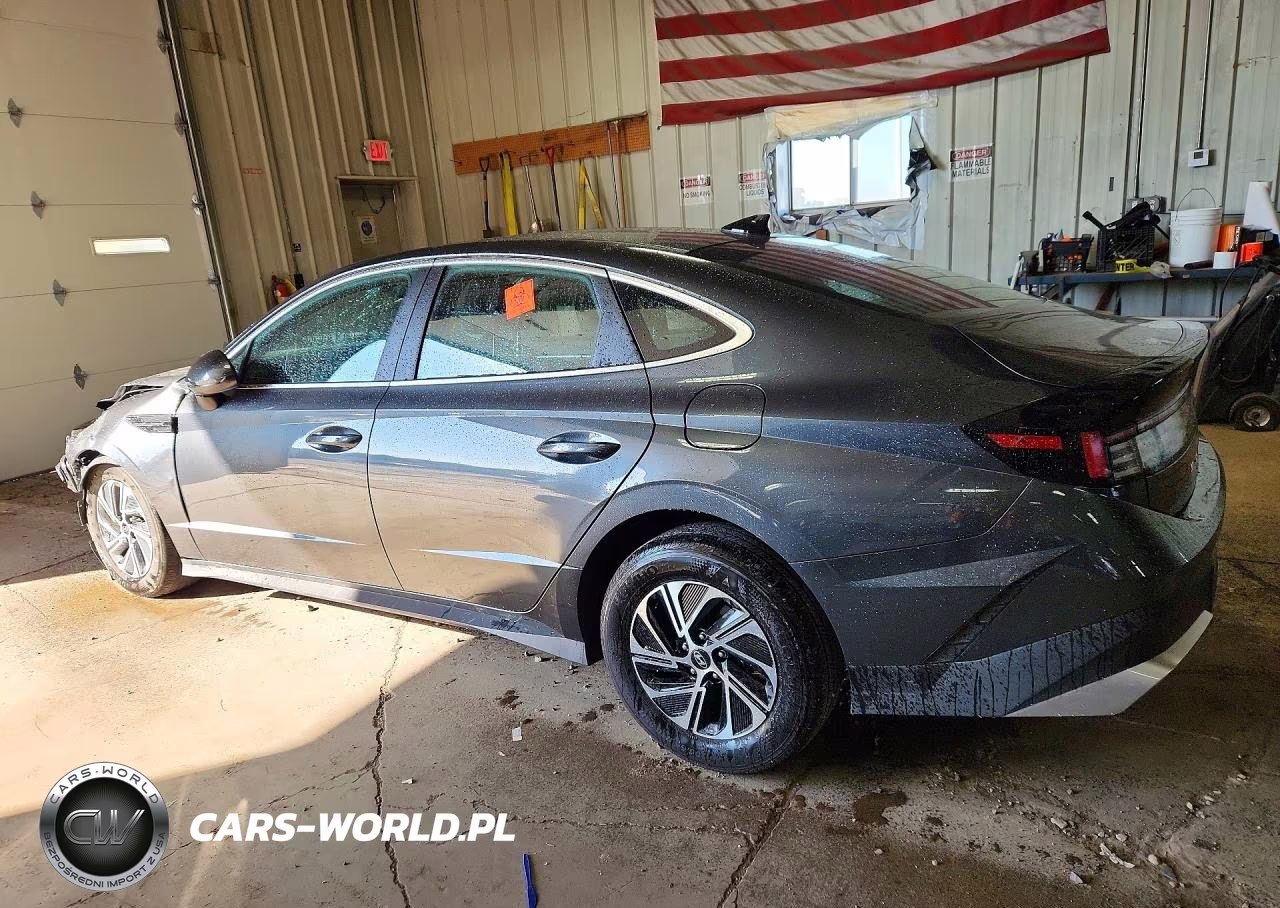 2026 Hyundai Sonata Hybrid Blue VIN:KMHL24JJ9TA166405 - 2