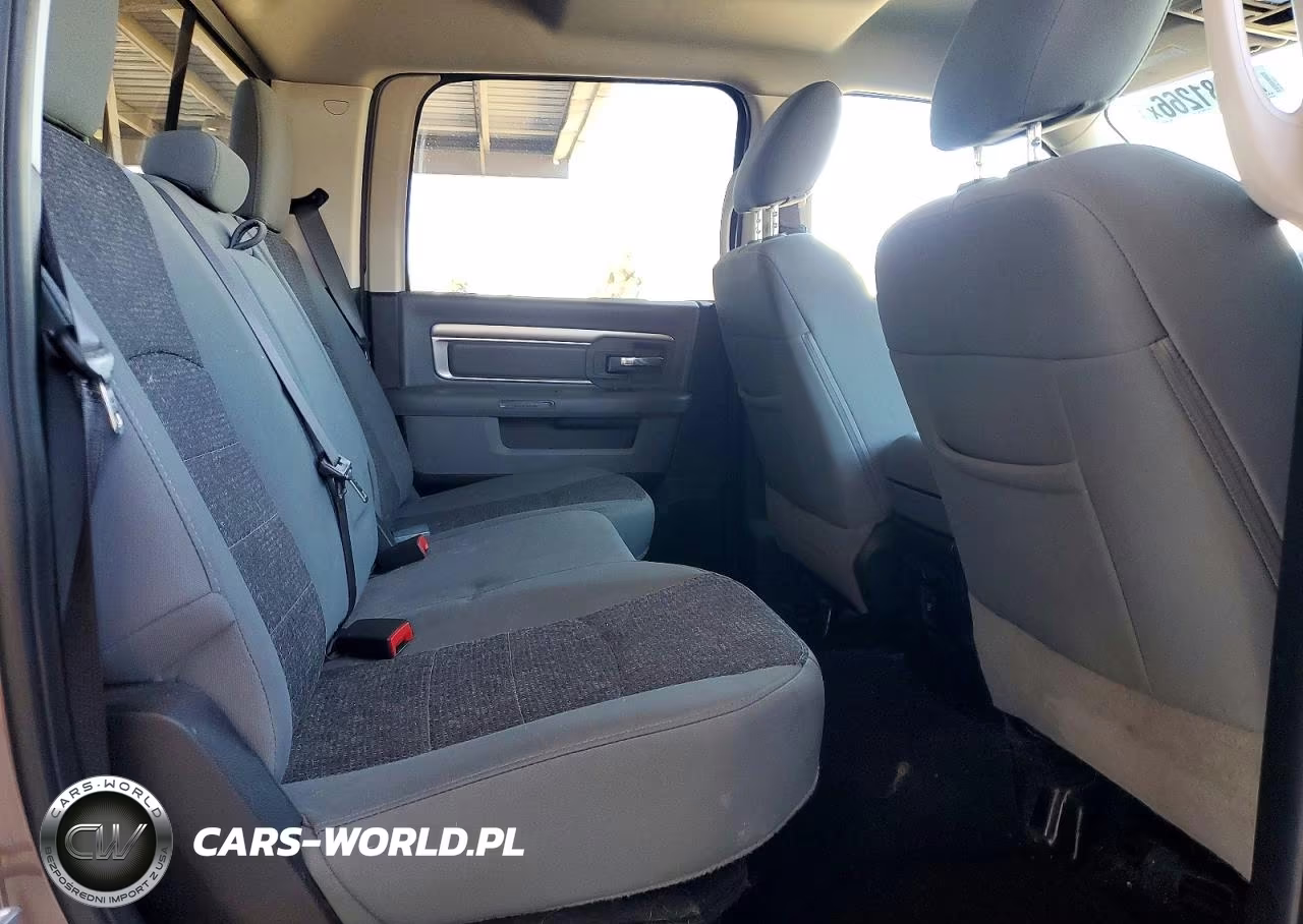 2019 Ram 1500 Classic Slt VIN:1C6RR7TT1KS556859 - 10