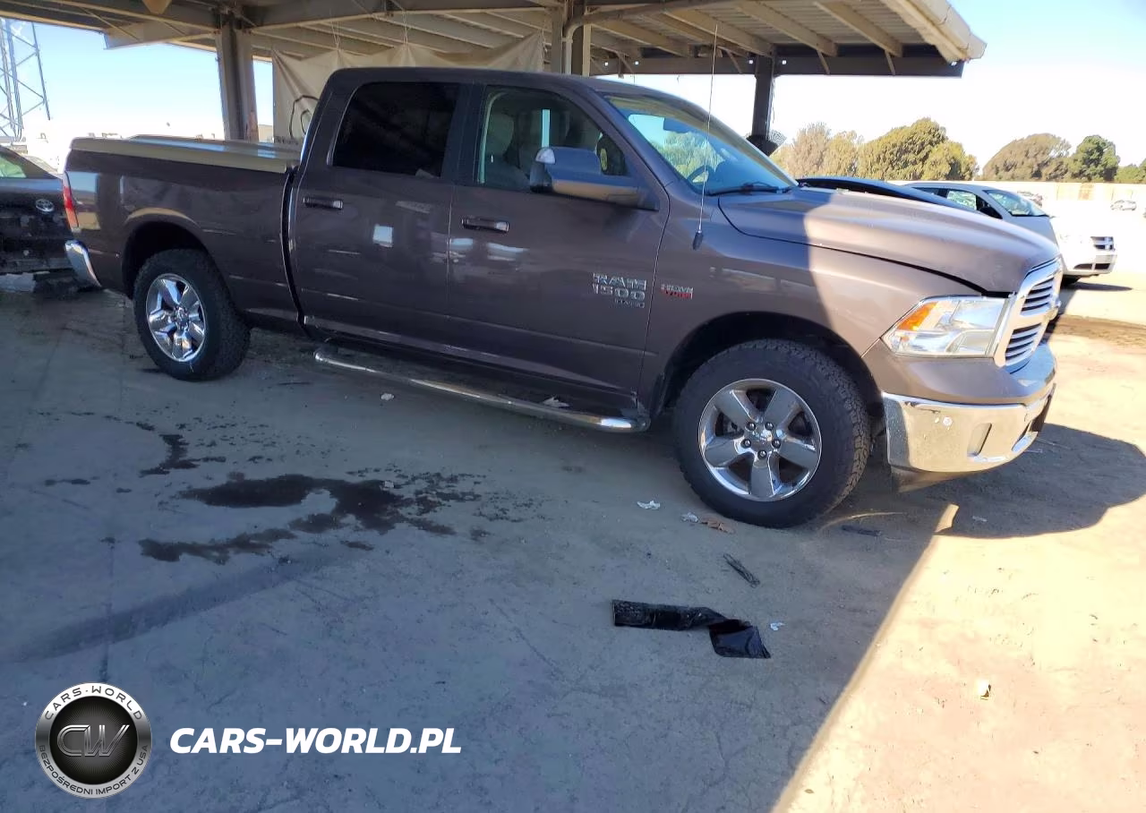 2019 Ram 1500 Classic Slt VIN:1C6RR7TT1KS556859 - 4