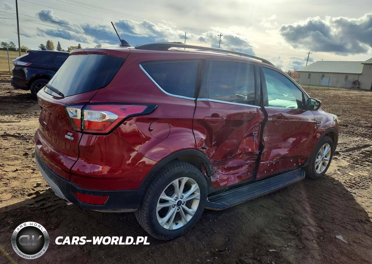 2018 Ford Escape VIN:1FMCU9GD3JUA36057 - 3