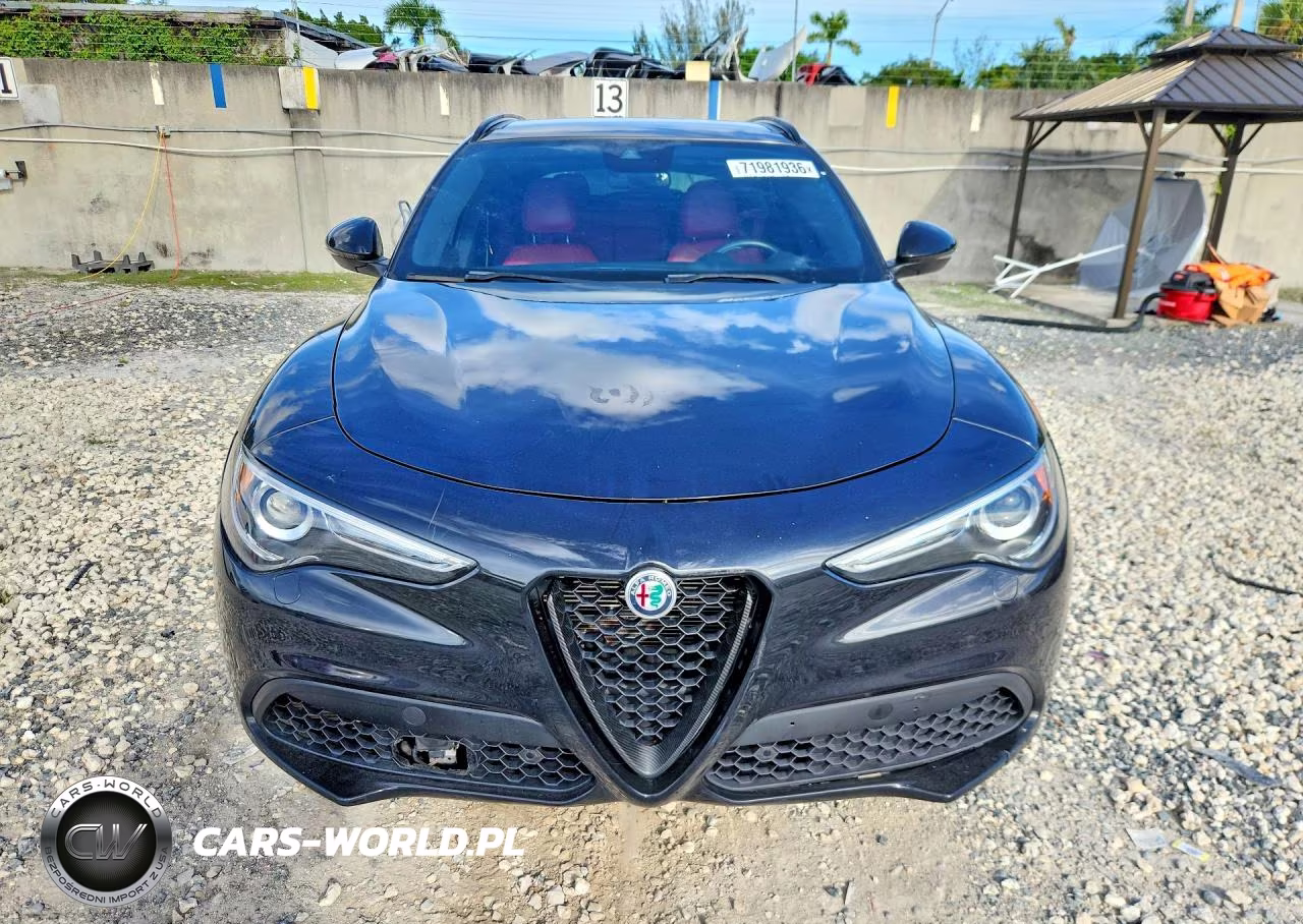 2022 Alfa Romeo Stelvio Ti VIN:ZASPAKBN5N7D25006 - 5