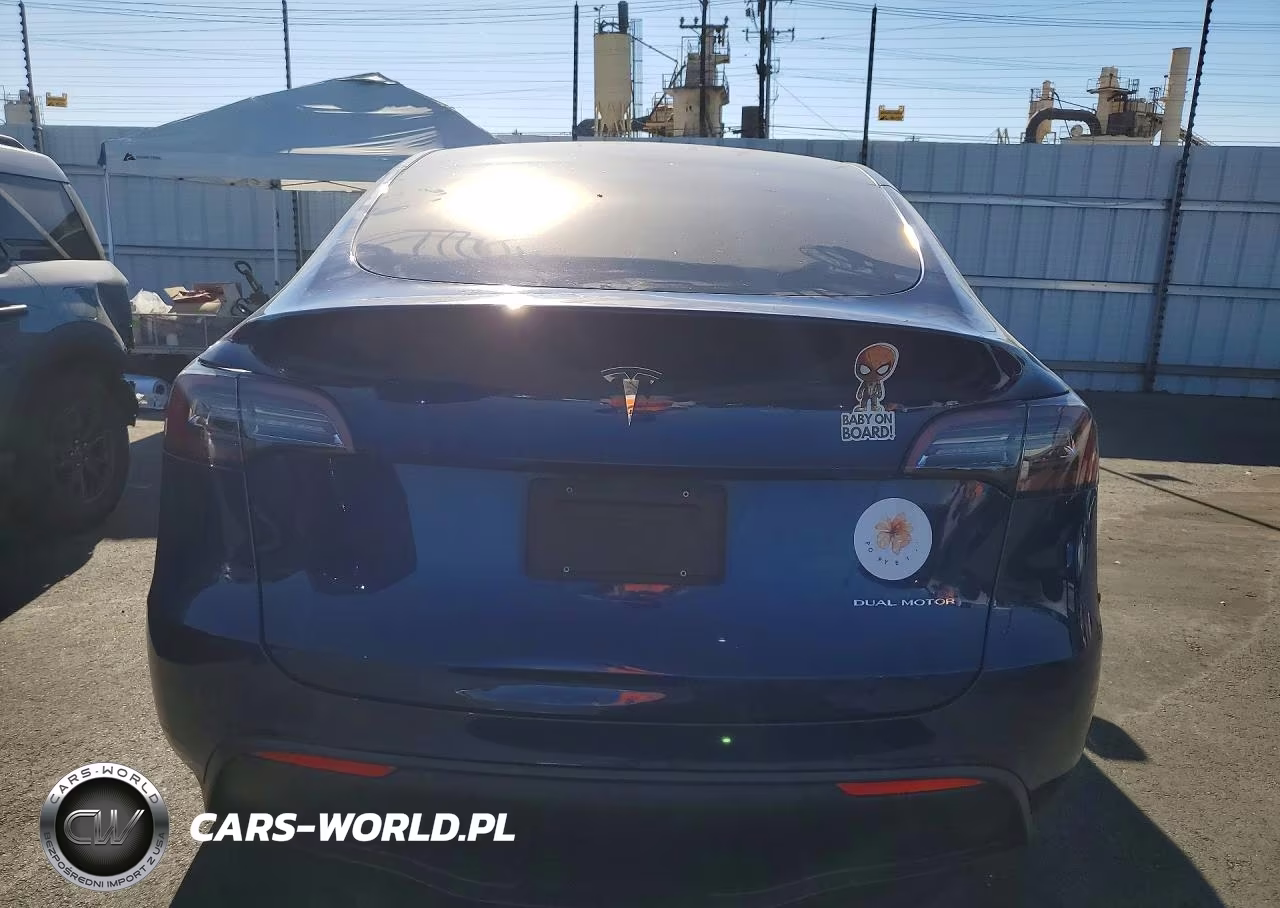 2021 Tesla Model Y VIN:5YJYGDEE9MF148214 - 6