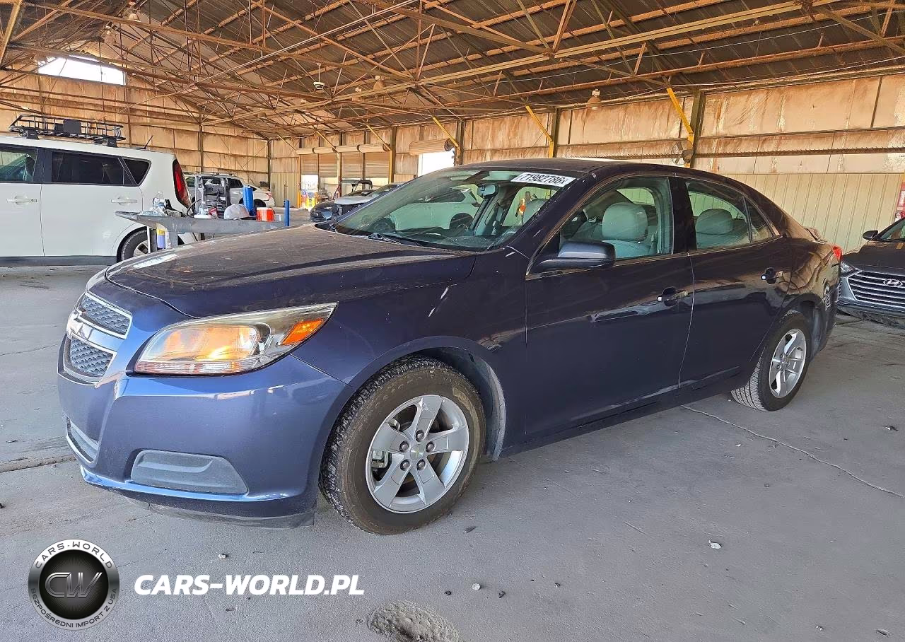 2013 Chevrolet Malibu Ls VIN:1G11B5SAXDF341239 - 1
