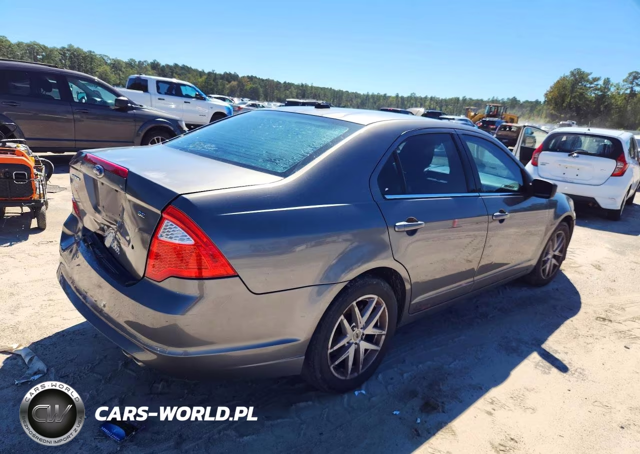 2010 Ford Fusion Se VIN:3FAHP0HA1AR412107 - 3