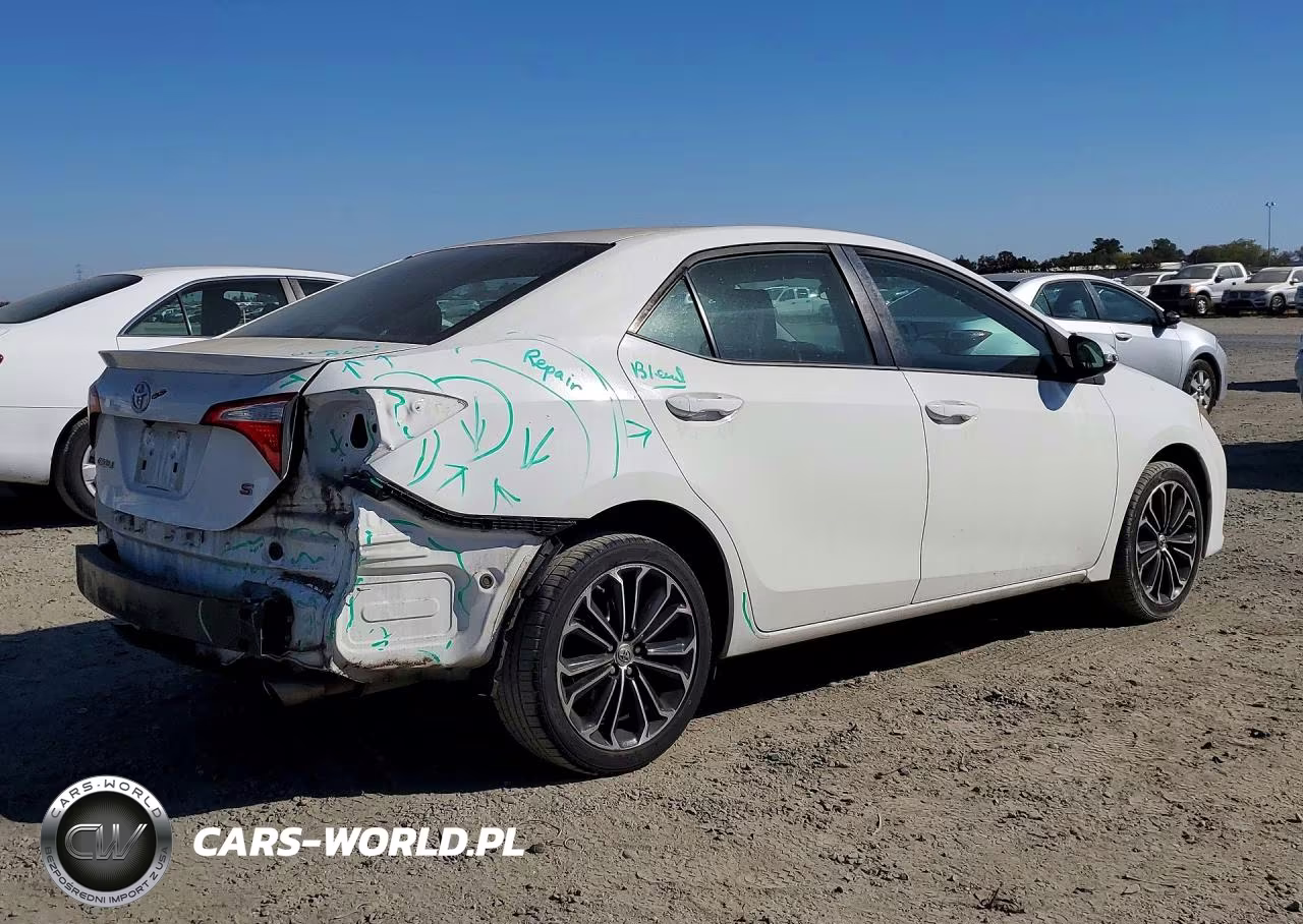2014 Toyota Corolla S Plus VIN:5YFBURHE5EP031839 - 3