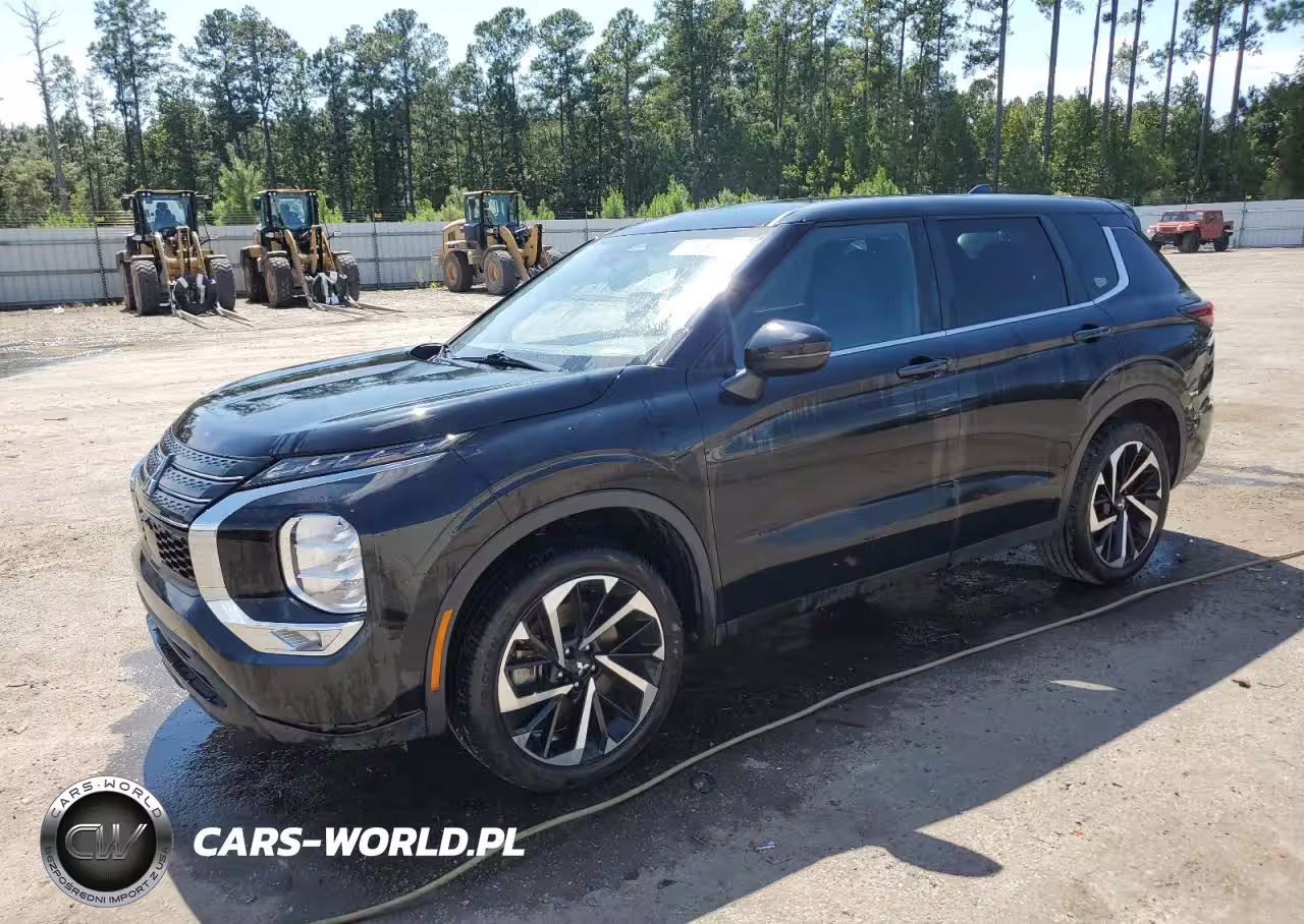 2022 Mitsubishi Outlander Es