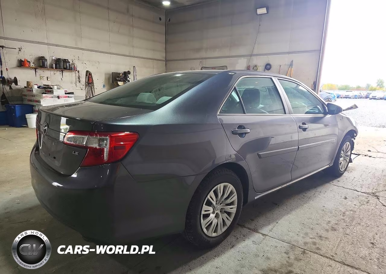 2013 Toyota Camry Le VIN:4T4BF1FK2DR309667 - 3
