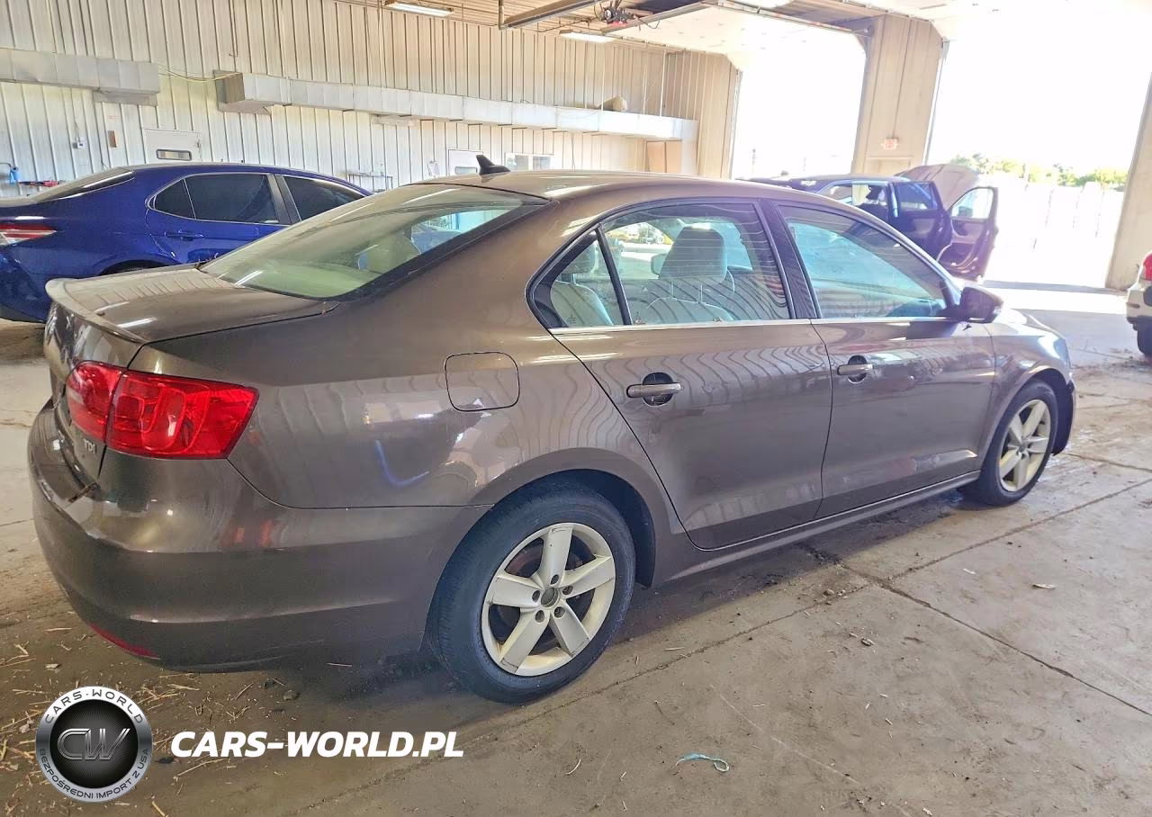 2013 Volkswagen Jetta Tdi VIN:3VWLL7AJ5DM203387 - 3