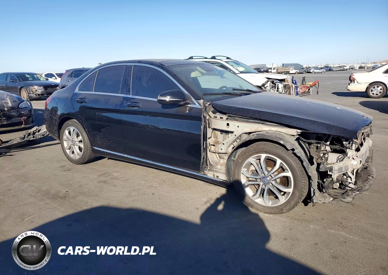 2016 Mercedes-Benz C 300 VIN:55SWF4JB7GU151380 - 4