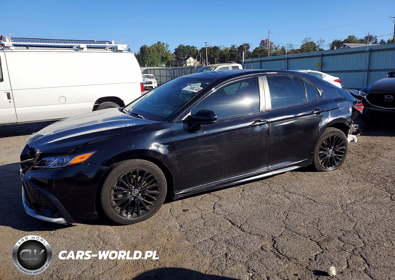 2021 Toyota Camry Se Nightshade – zdjęcie 1 z 13