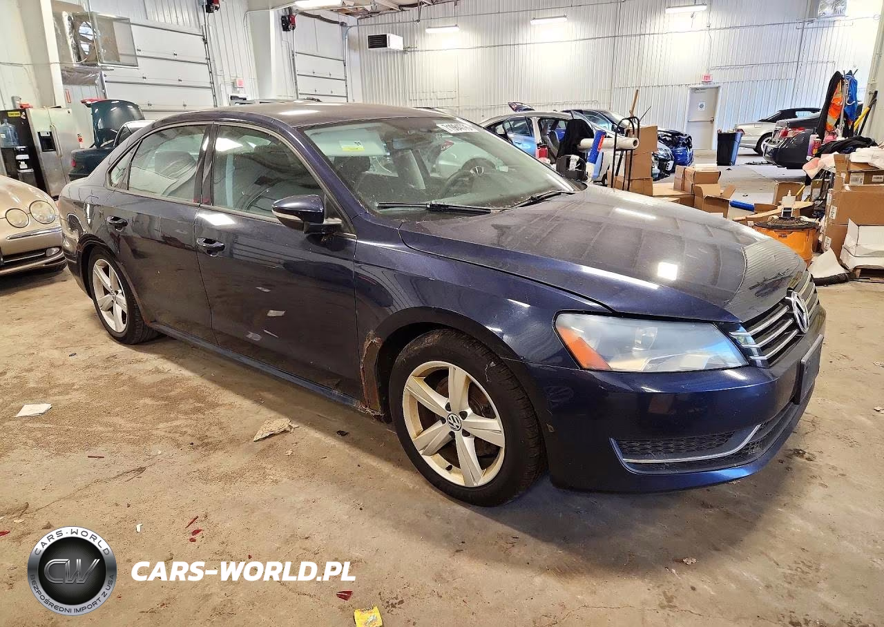 2012 Volkswagen Passat S VIN:1VWAP7A38CC021003 - 4