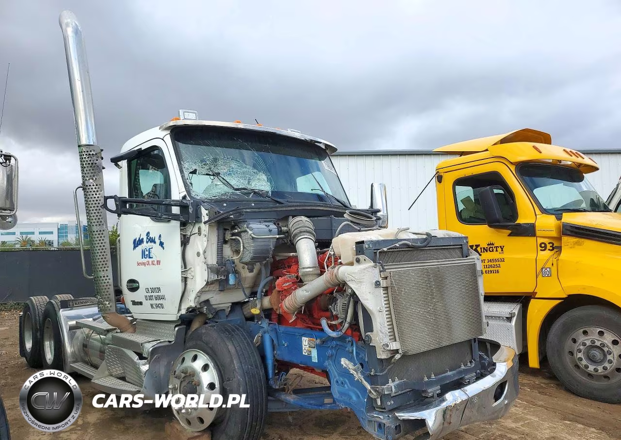 2022 Kenworth T680 Semi Truck VIN:1XKYD49X7NJ133598 - 4