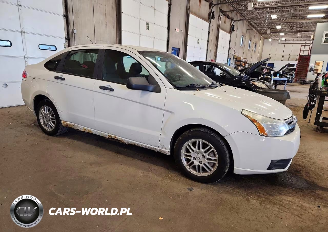 2010 Ford Focus Se VIN:1FAHP3FN9AW209115 - 4