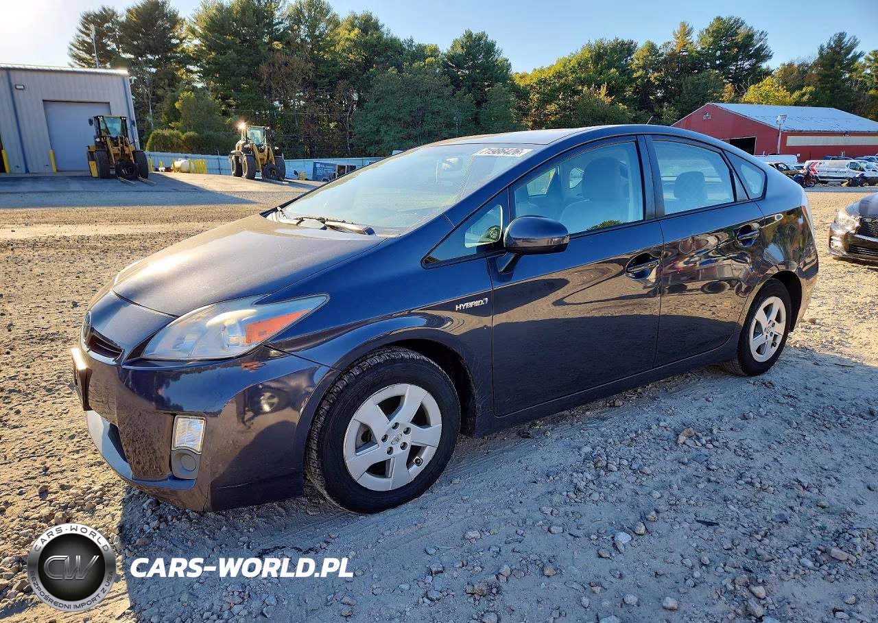 2011 Toyota Prius Three VIN:JTDKN3DU3B5331542 - 1