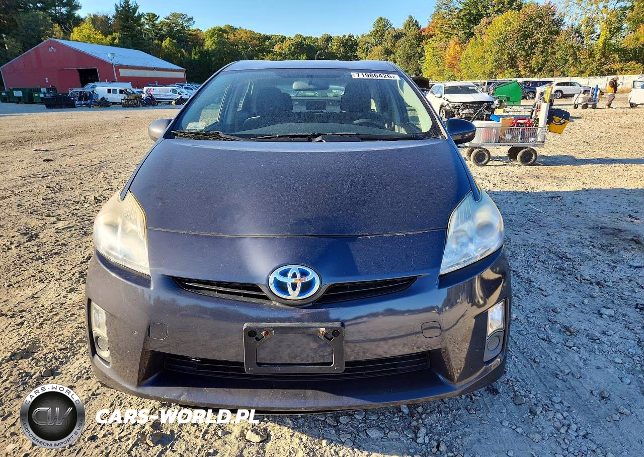 2011 Toyota Prius Three VIN:JTDKN3DU3B5331542 - 5