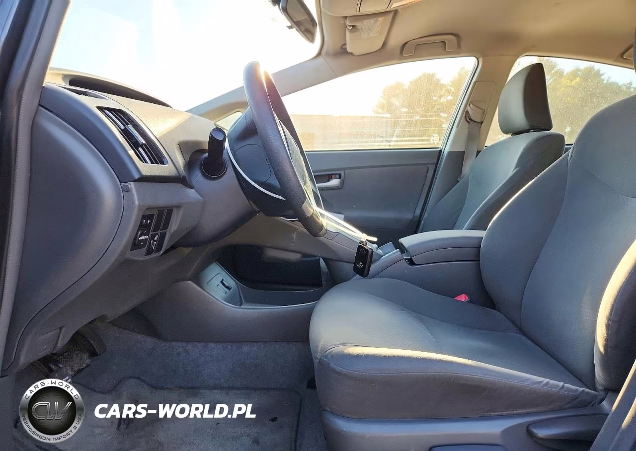 2011 Toyota Prius Three VIN:JTDKN3DU3B5331542 - 7