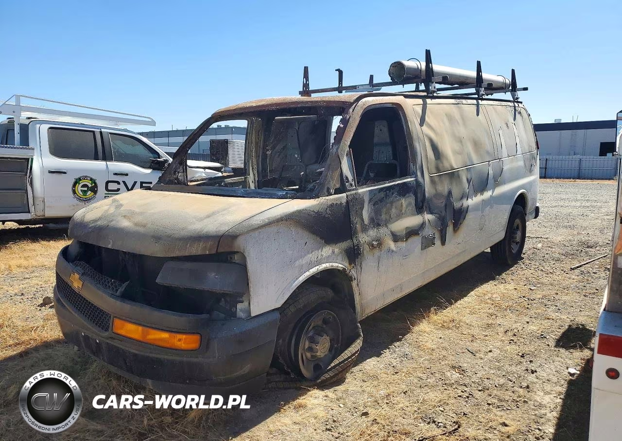 2020 Chevrolet Express G3500 – zdjęcie 1 z 11
