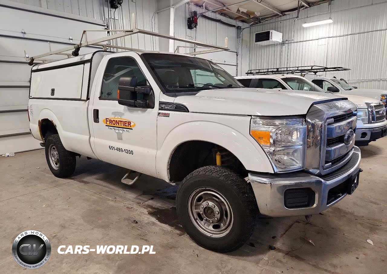 2016 Ford F250 Super Duty VIN:1FTBF2B63GEC63472 - 4