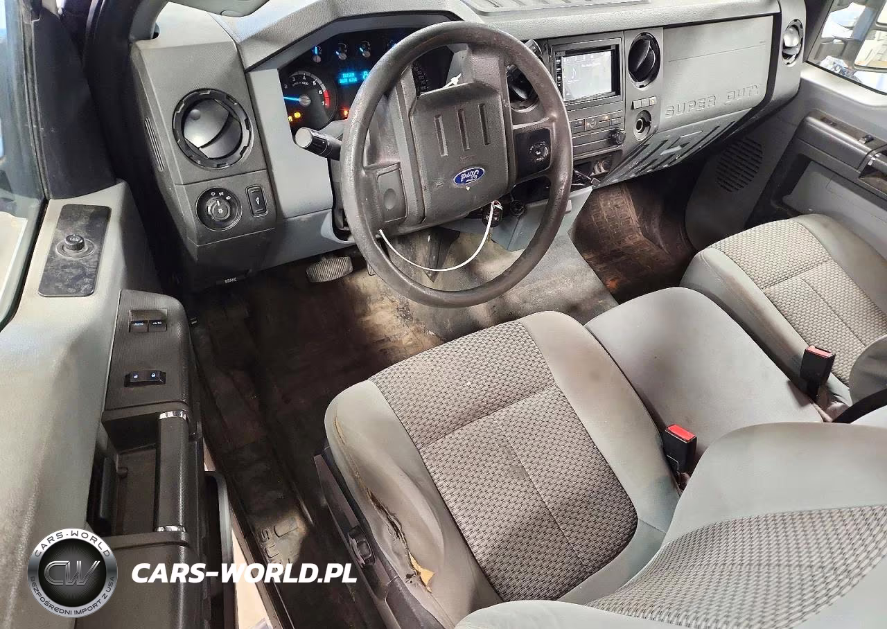 2016 Ford F250 Super Duty VIN:1FTBF2B63GEC63472 - 8