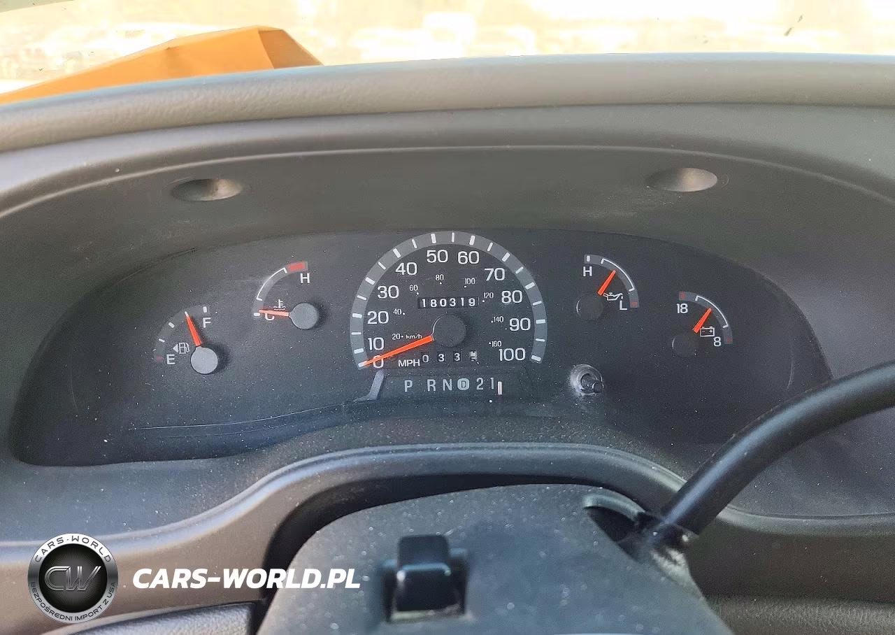 2003 Ford Econoline E250 Van VIN:1FTNE24253HA61445 - 9