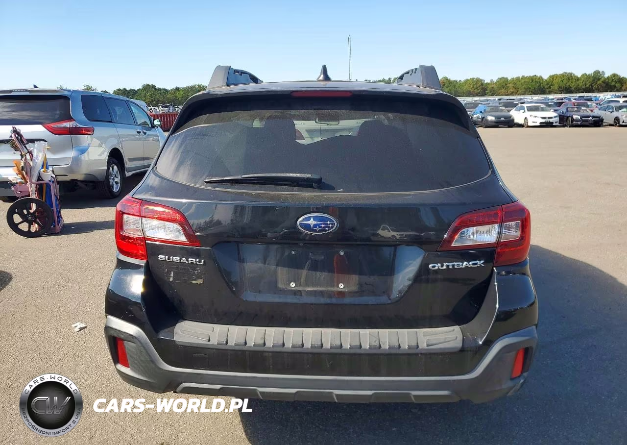 2018 Subaru Outback 2.5I Premium VIN:4S4BSACC3J3336395 - 6