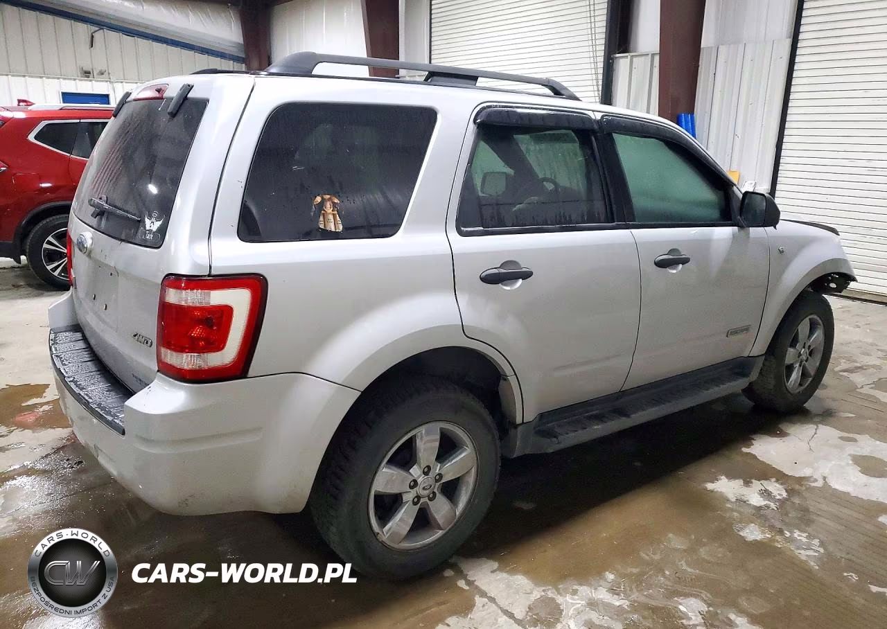 2008 Ford Escape Xlt VIN:1FMCU93118KE81768 - 3