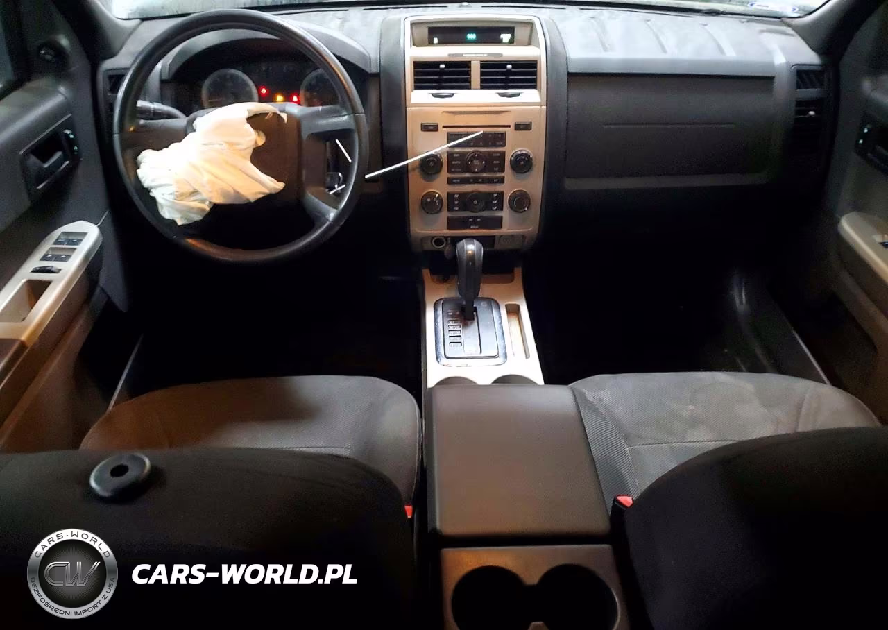 2008 Ford Escape Xlt VIN:1FMCU93118KE81768 - 8