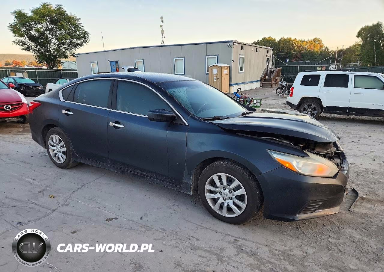 2016 Nissan Altima 2.5 S VIN:1N4AL3AP2GN308234 - 4