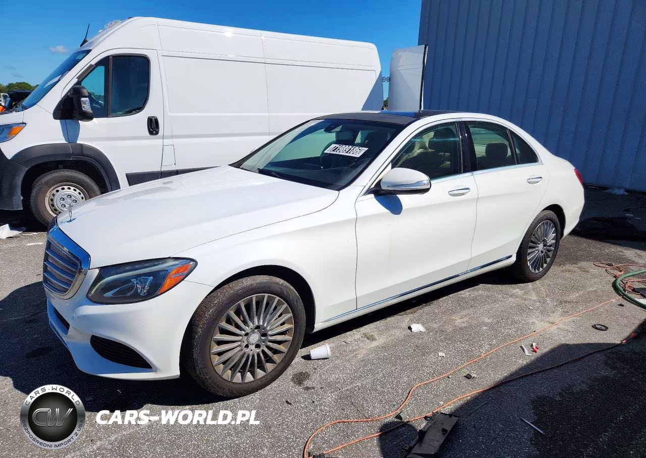 2015 Mercedes-Benz C 300 4Matic