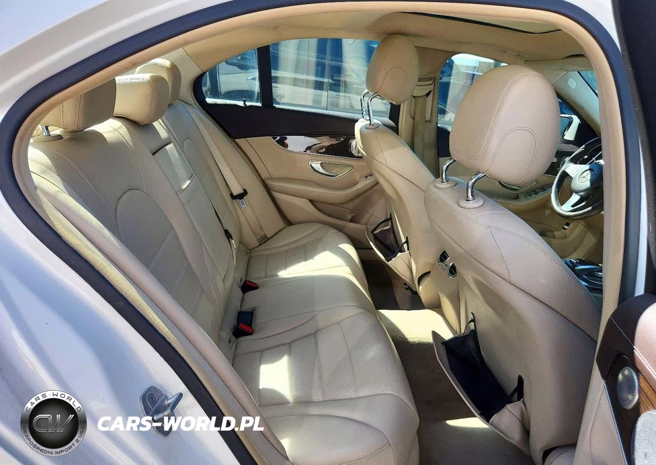 2015 Mercedes-Benz C 300 4Matic VIN:55SWF4KB8FU030130 - 10