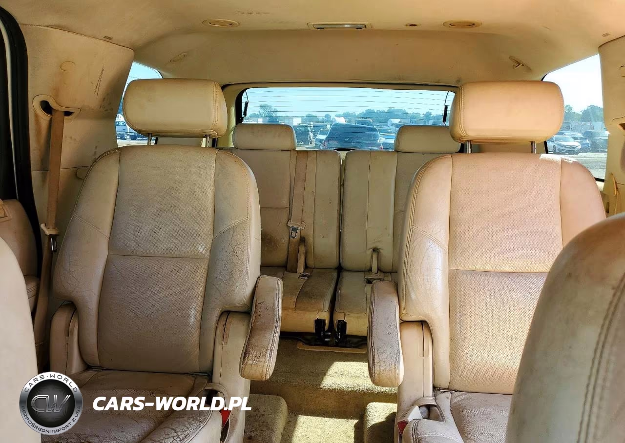 2007 Cadillac Escalade Luxury VIN:1GYFK63807R237158 - 10