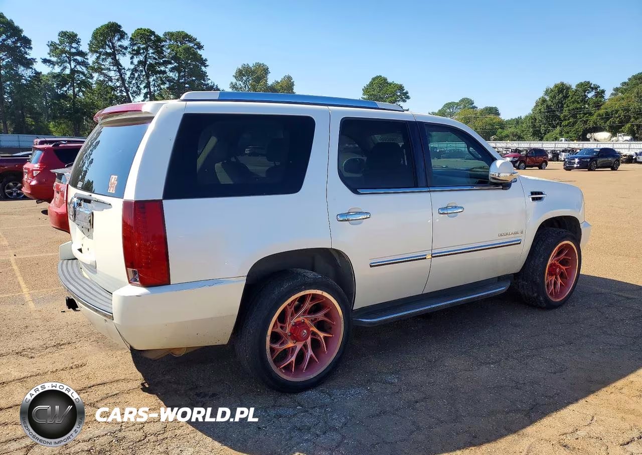 2007 Cadillac Escalade Luxury VIN:1GYFK63807R237158 - 3