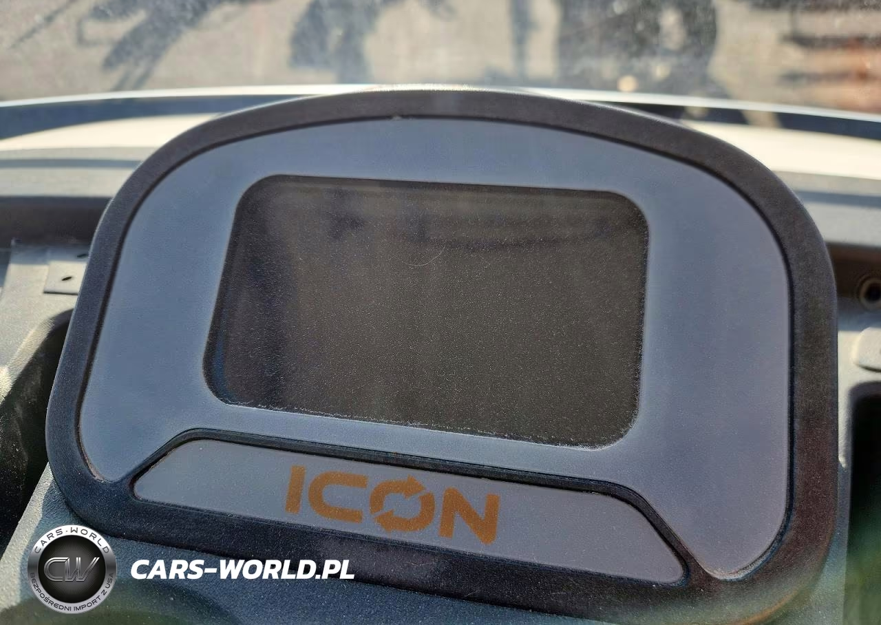 2020 Icon Golf Cart VIN:1Z96L4CAXLT551533 - 8