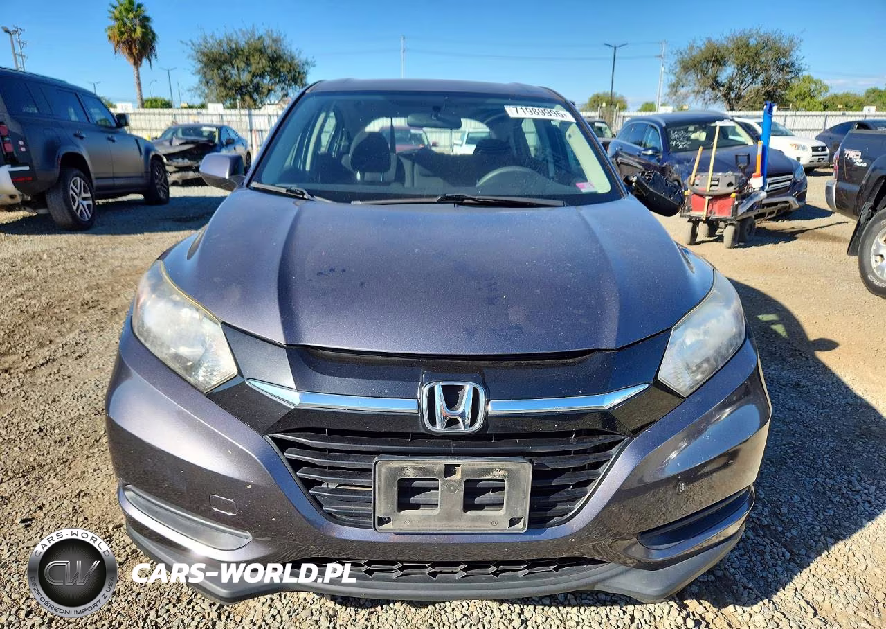 2018 Honda Hr-V Lx VIN:3CZRU5H30JG704701 - 5