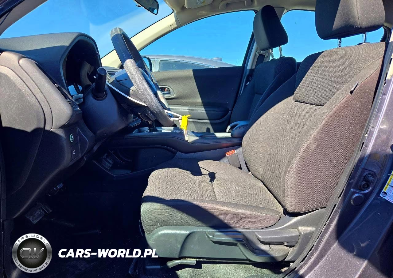 2018 Honda Hr-V Lx VIN:3CZRU5H30JG704701 - 7