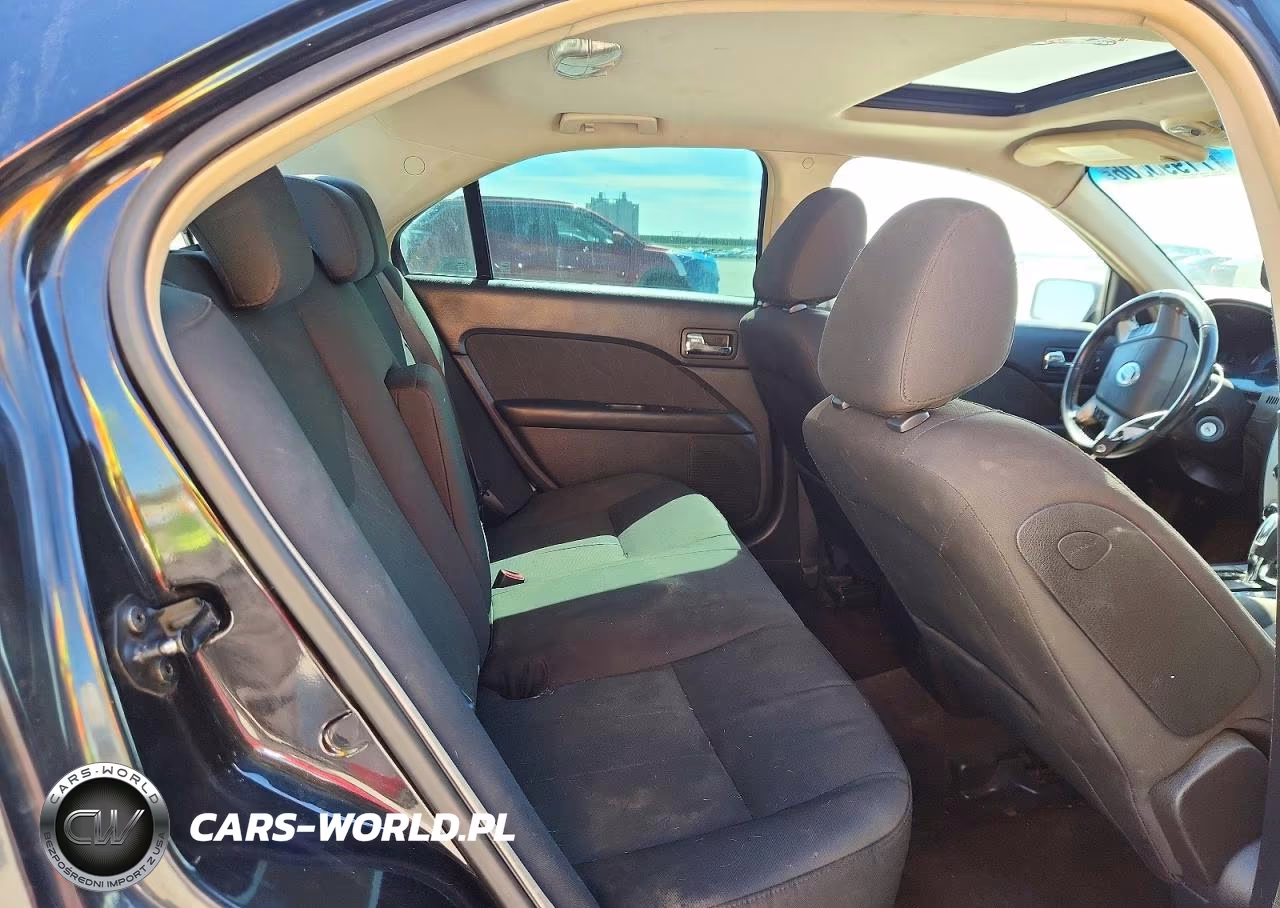2010 Mercury Milan VIN:3MEHM0HA5AR637115 - 10