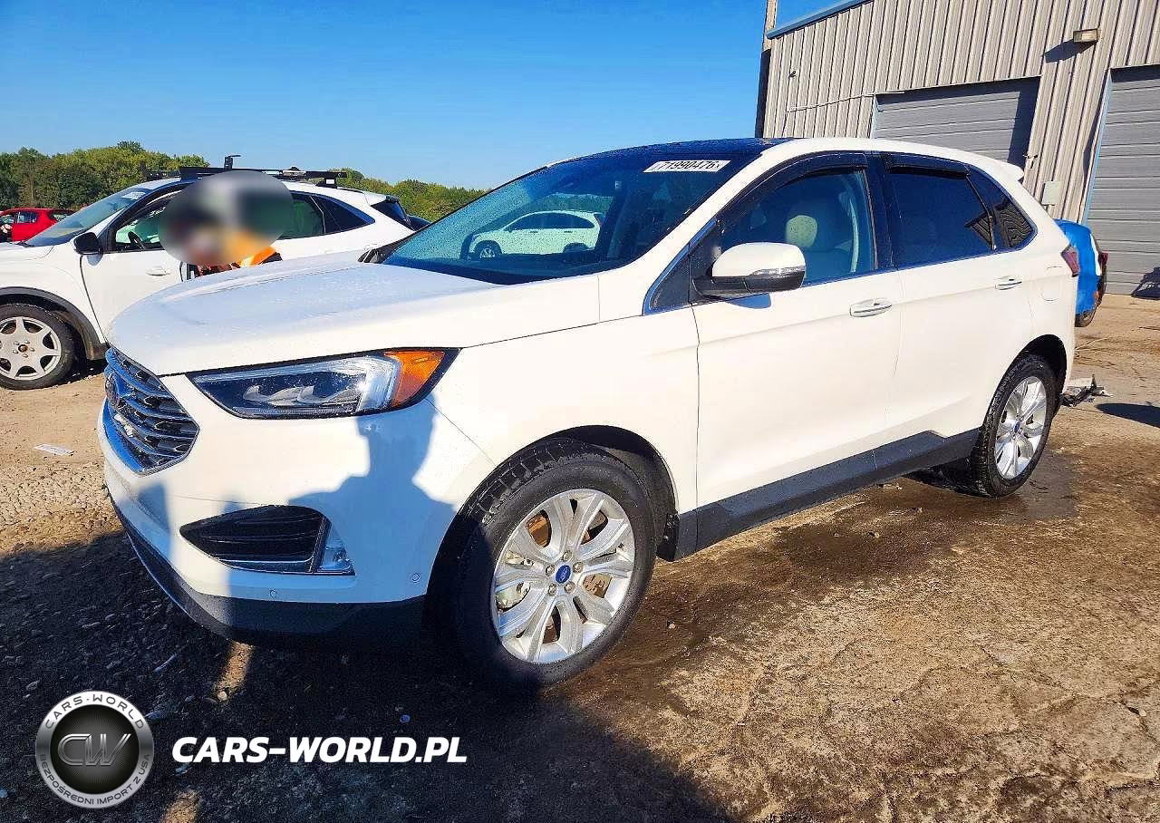 2020 Ford Edge Titanium