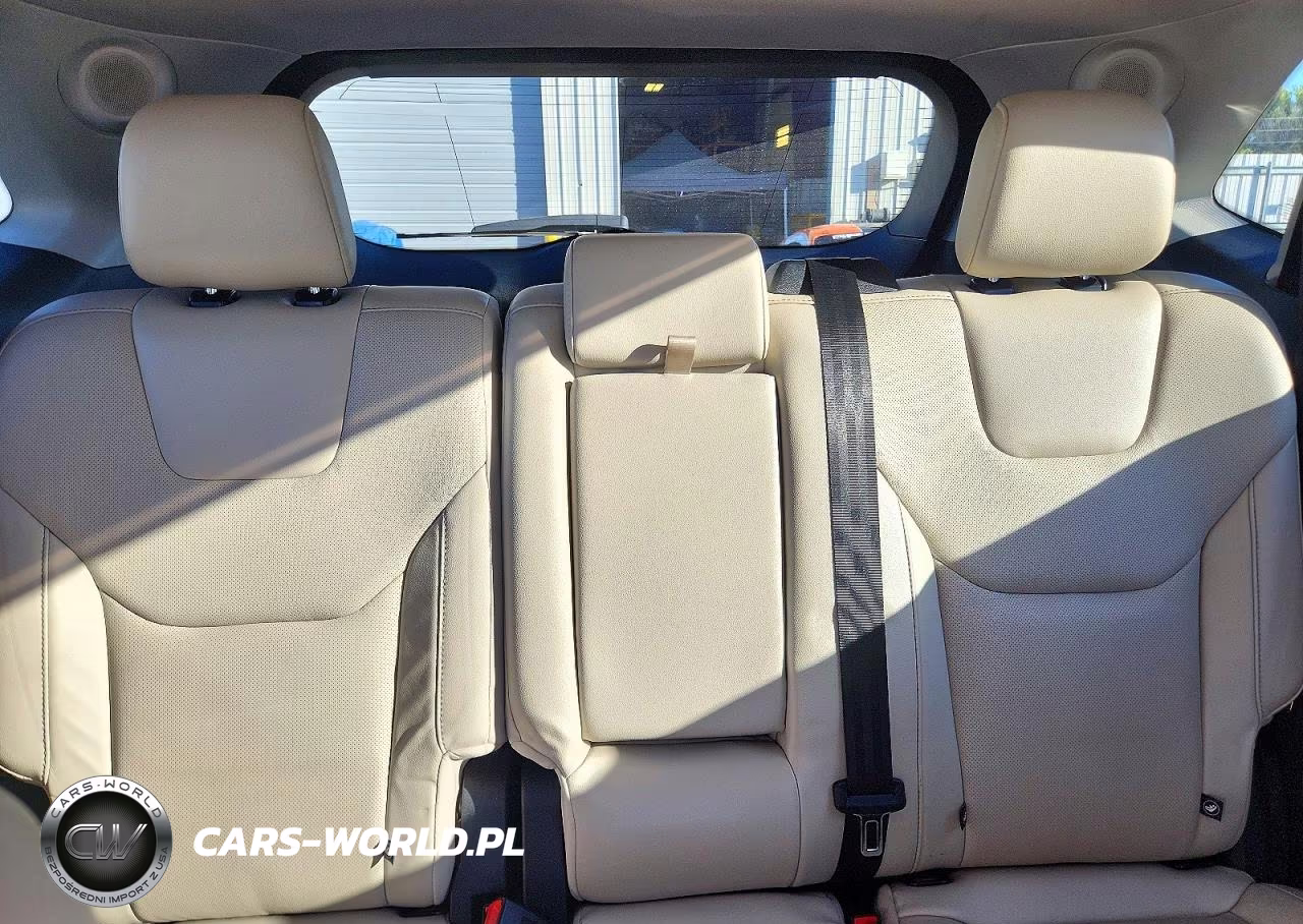 2020 Ford Edge Titanium VIN:2FMPK3K92LBB08964 - 10