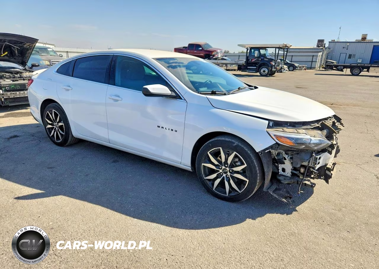 2021 Chevrolet Malibu Rs VIN:1G1ZG5ST4MF041573 - 4