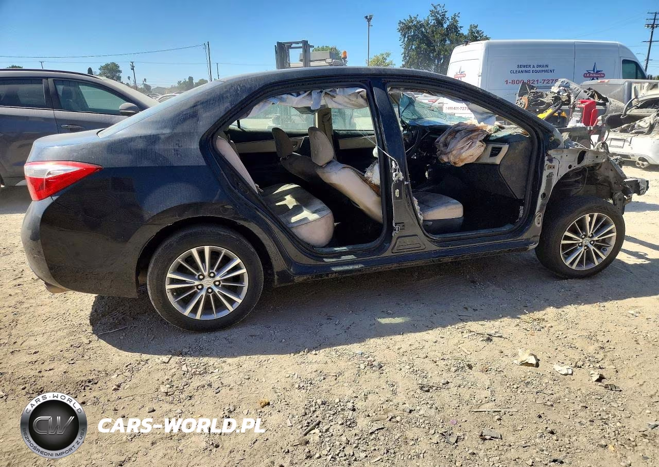 2015 Toyota Corolla Le Plus VIN:5YFBURHE7FP275297 - 3