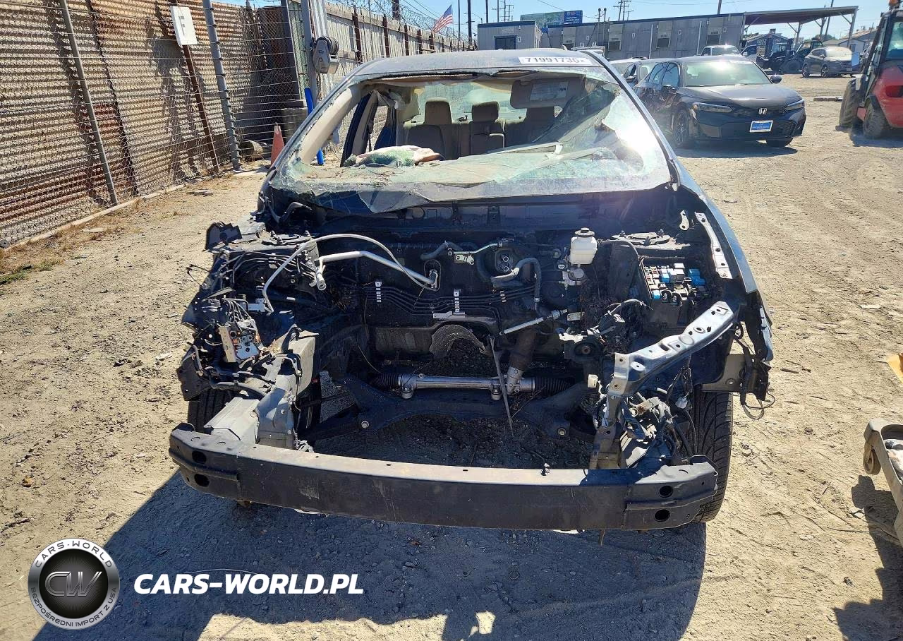 2015 Toyota Corolla Le Plus VIN:5YFBURHE7FP275297 - 5