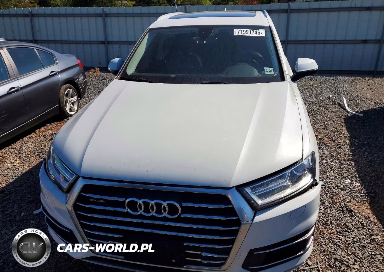 2017 Audi Q7 Premium VIN:WA1AHAF76HD043389 - 5